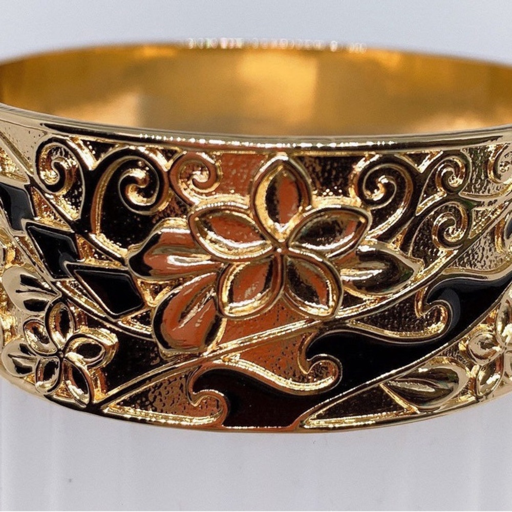 Hawaiian Heirloom 25mm Bracelet Size 8.5 - Picture 2 of 5